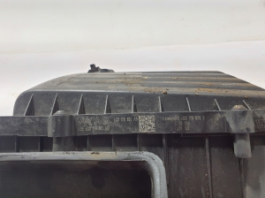 Volkswagen Passat B8 (2014–2023) Luftfiltergehäuse 5Q0129807AA - 2