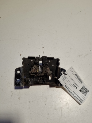 Mitsubishi Pajero IV (2006–2026) Hood latch - 2