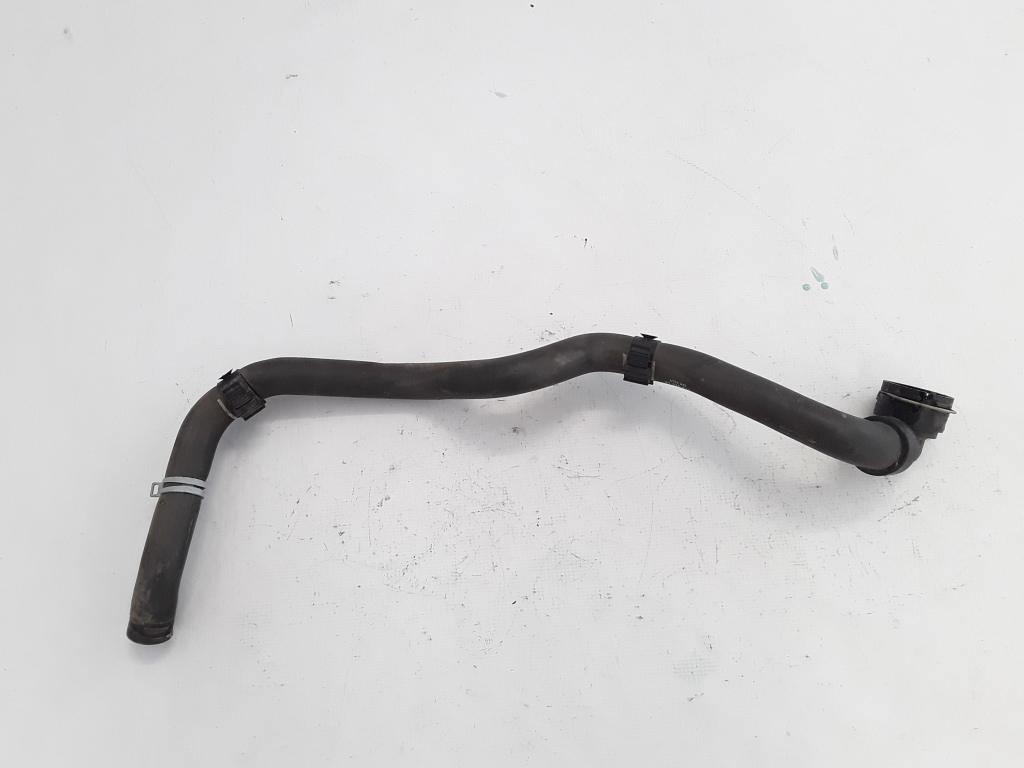 VOLVO V60 1 generation (2010-2020) Durite de radiateur d'eau côté droit 31338810 21084578