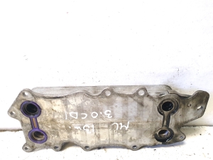 Mercedes Benz ML-Class 166 (2011–2015) Ölkühler 6421800165 - 3
