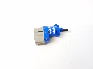   Piduripedaali lüliti  - 8T4T9G854AA 