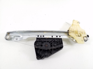 RENAULT Megane E-Tech CMF-EV (2022–2026) Front door window regulator 807206782R - 2