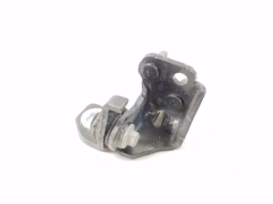   Tagumise küljeukse ülemine hing  - CJ54S26800AB 