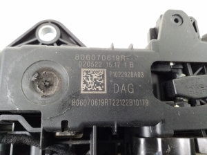 RENAULT Megane E-Tech CMF-EV (2022–2026) Front door external opening handle and its details - 3