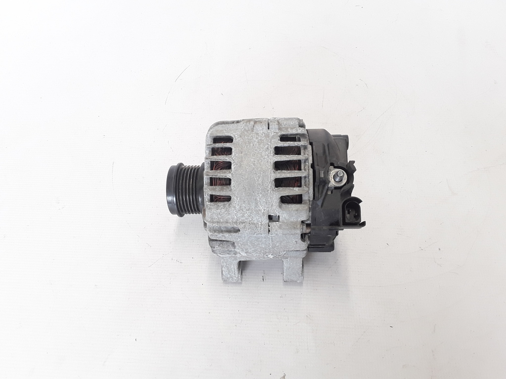 VOLVO V60 1 generation (2010-2020) Generatorius 30644799 21084568