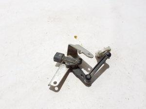 Rear hub sensor - 8340120