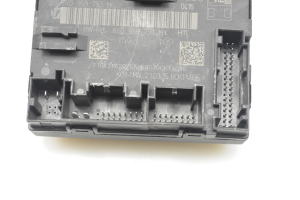 Skoda Superb (2008–2015) Front door control unit 8X0959793H - 2