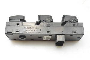 Hyundai ix35 (2009–2015) Front door glass switch 935702Y9609P - 2