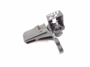 Ford Mondeo V (2014–2018) Esitule kinnitus DS7313A004A - 3