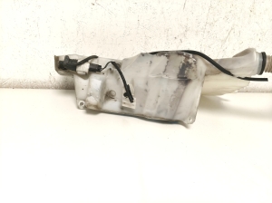 Jaguar XE (2015–2026) Front washer fluid reservoir GX7317B613CC - 3