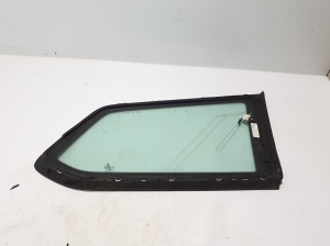 Volkswagen Passat B8 (2014–2023) Vitre de custode arrière 3G9845297BR - 3