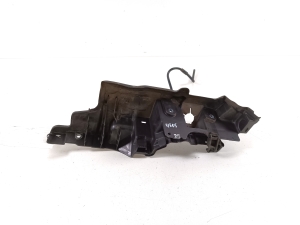 Mercedes Benz A-Class 176 (2012–2018) Other engine part 175B11122R - 3