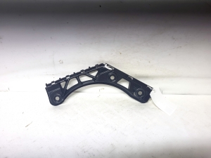 Aizmugurējā bampera cita detaļa - 5NA807394