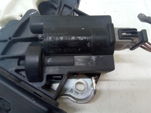 Volkswagen Passat B6 (2005–2010) Trunk lid lock 4F5827505D - 3