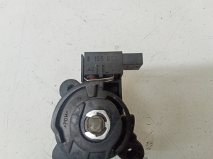 BMW 3 SERIES E46 (1998–2007) Trunk lid lock cylinder 8196052 - 4