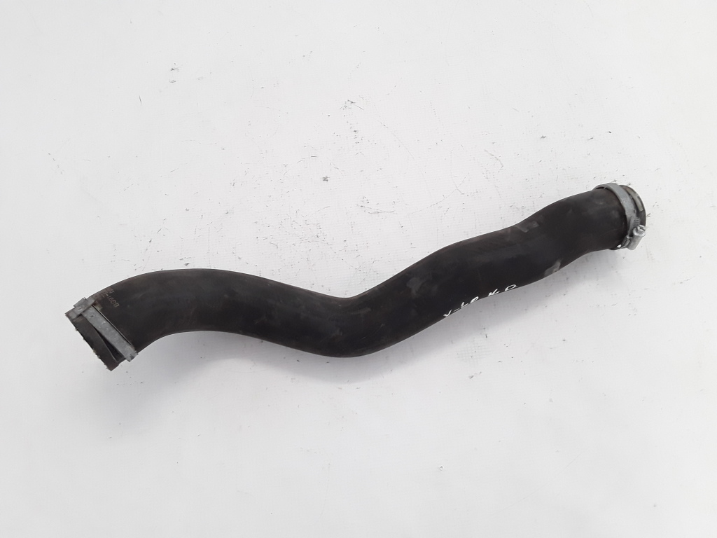 VOLVO V60 1 generation (2010-2020) Right Side Intercooler Hose 31382222 21084560