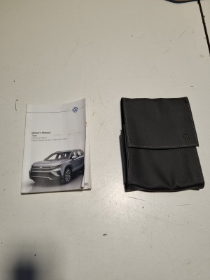   Automašīnas servisa grāmatiņa  - 2GJ012723SD 