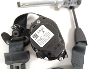 Ford Mustang Mach-E Mach-E (2020–2026) Sicherheitsgurt vorne LJ8B5861295AB - 3