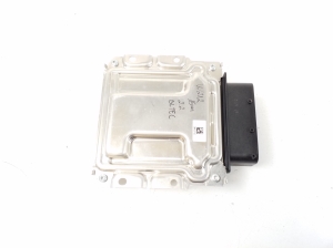 Mercedes Benz E-Class W212 (2009–2015) Control unit A0009007006 - 2
