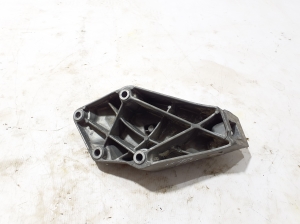 BMW X5 G05 (2018–2026) Engine bracket 6861559 - 2