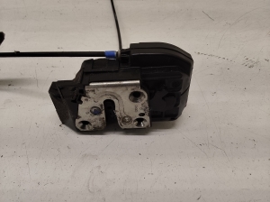 NISSAN Note E11 (2005–2014) Rear side door lock 1206C - 4