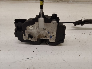 NISSAN Note E11 (2005–2014) Rear side door lock 1206C - 5
