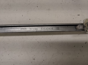 Opel Zafira B (2005–2014) Priekšējo durvju logu pacēlājs 13132220 - 4