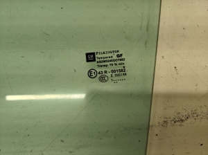 Opel Zafira B (2005–2014) Esiukse klaas 43R001582 - 2