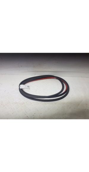 Aizmugurējo sānu durvju blīvgumija uz durvīm - 3G5839701B