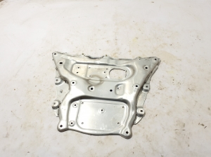   Front underbody protection  - 6878068 