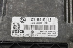 Skoda Octavia II (2004–2013) Motorsteuergerät 03G906021LB - 3