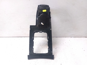 Peugeot 407 (2004–2010) Käigukangi viimistlus 9683063077 - 3