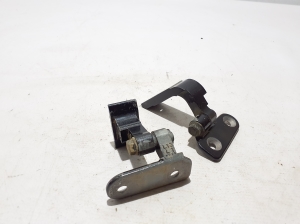 BMW X5 G05 (2018–2026) Rear side door upper hinge 7333061 - 3