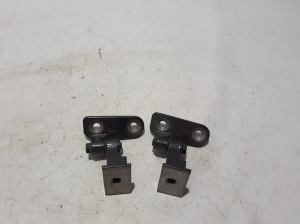   Front door top hinge  - 7333062 