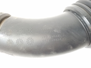   Air intake hose  - 68088249AB 