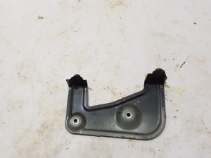   Halter Kotflügel vorne  - 7418220 