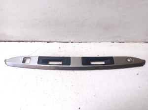 Numbrimärgi valgustuse korpus - 7680153090
