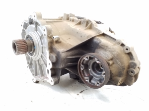 Jeep Grand Cherokee WK2 (2010–2026) Transfer case and its parts 52853665AD - 2