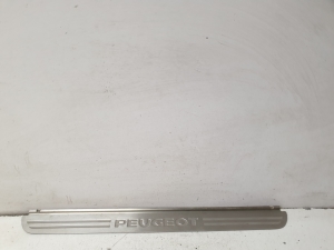 Peugeot 407 (2004–2010) Sisemine läveliist - 5