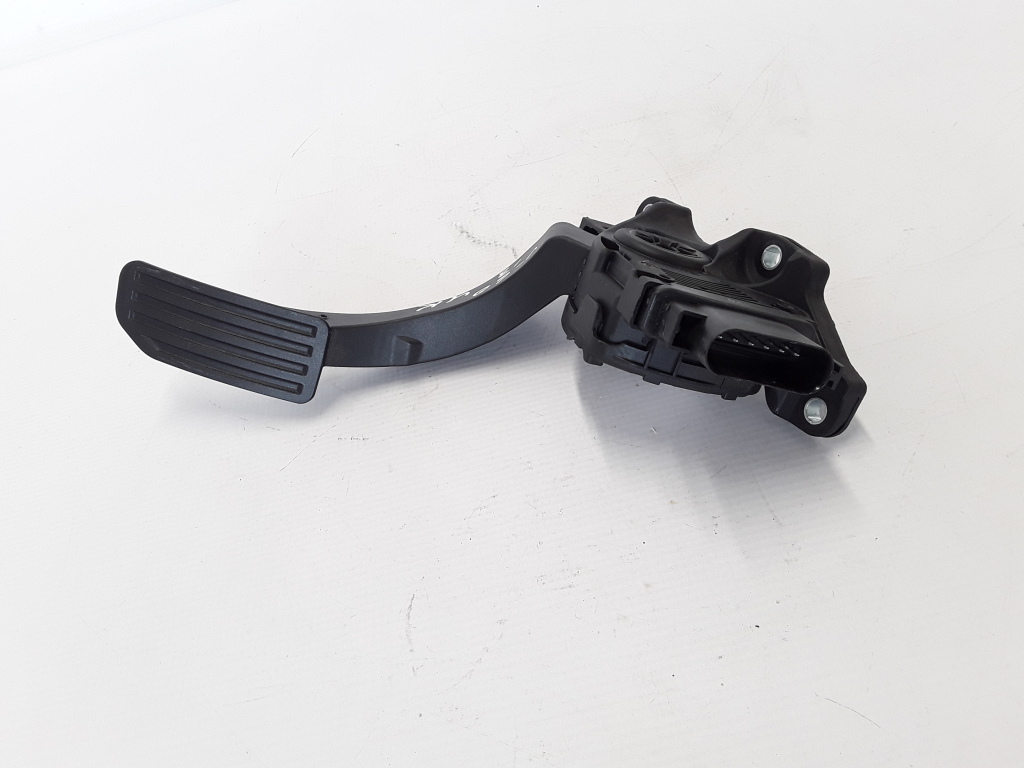 VOLVO V60 1 generation (2010-2020) Akseleratoriaus (gazo) pedalas 31329371 21084557