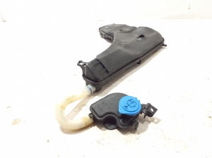 BMW X5 G05 (2018–2026) Front washer fluid reservoir 7499828 - 2