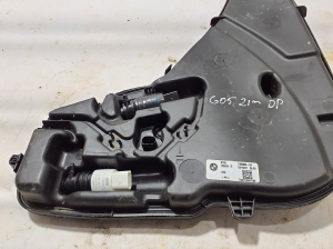 BMW X5 G05 (2018–2026) Front washer fluid reservoir 7499828 - 3
