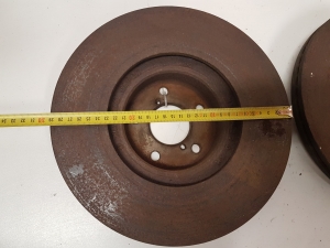 Subaru Outback (1999–2003) Eesmine piduriketas 26300SA000 - 4