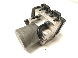 BMW 5 SERIES F10 (2010–2017) ABS plokk 6797670 - 3