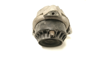 BMW 5 SERIES F10 (2010–2017) Mootoripadi 6777371 - 3