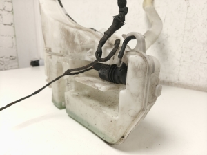 BMW 5 SERIES F10 (2010–2017) Front washer fluid reservoir 7269663 - 8