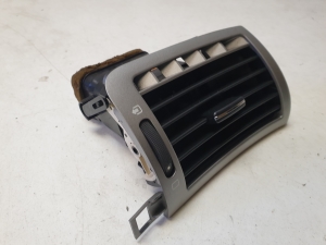 Peugeot 407 (2004–2010) Armatuurlaua ventilatsioonivõred 9644589377 - 2