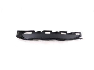 Front bumper bracket - 4M0807750B