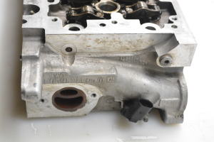 Volkswagen Golf VII (2012–2026) Cilindru galva 04L103373E - 4
