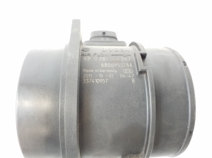 Jeep Grand Cherokee WK2 (2010–2026) Mass air flow sensor 68069532AA - 3